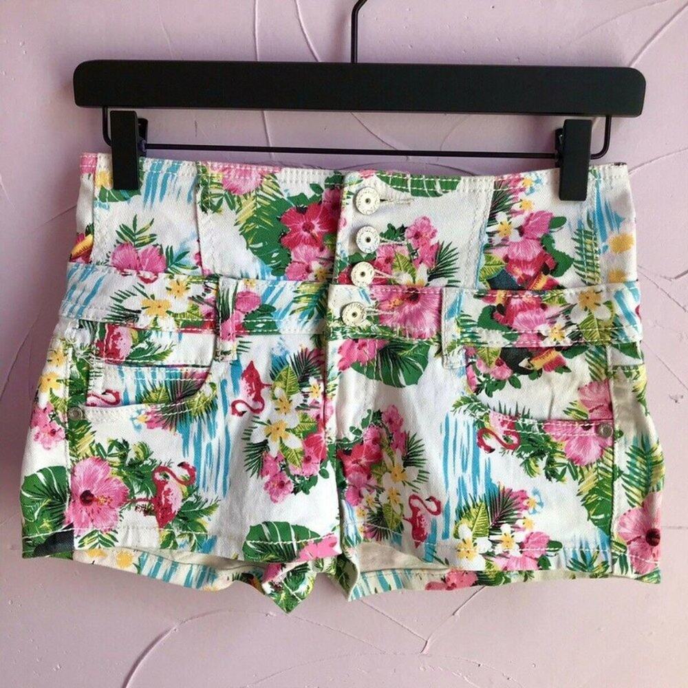 Almost Famous Hawaiian Print Denim Shorts Women's Size 5 Vacation Floral Shorts